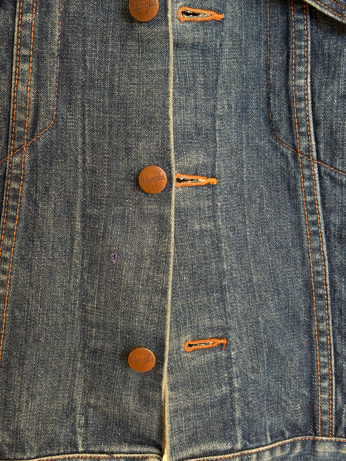 Size 38US / 48EU. Original 70s Wrangler denim jacket with painted back – Made in the USA-AJ357 Studio