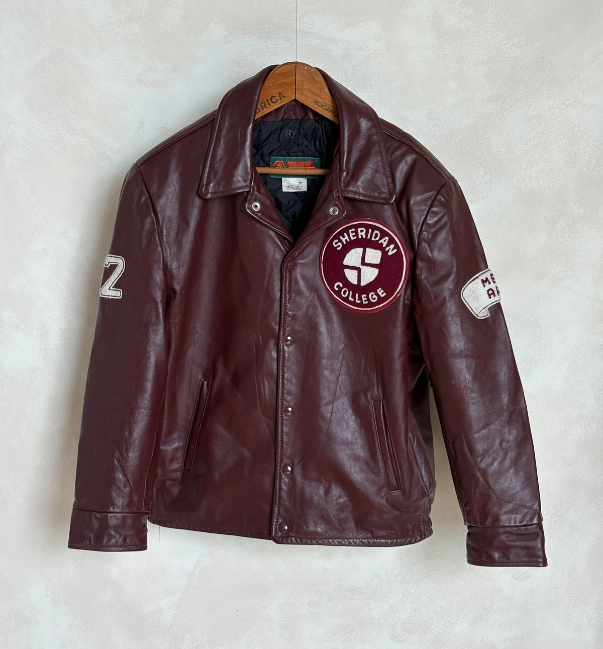 Size 44US / 54EU Vintage Varsity Leather Jacket – Canadian Made – College Style-AJ357 Studio