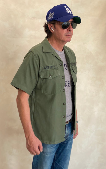 Medium Authentic 1970 US Army Vintage Vietnam Fatigue Shirt | Classic Military Style | USA Vintage BCN-AJ357 Studio