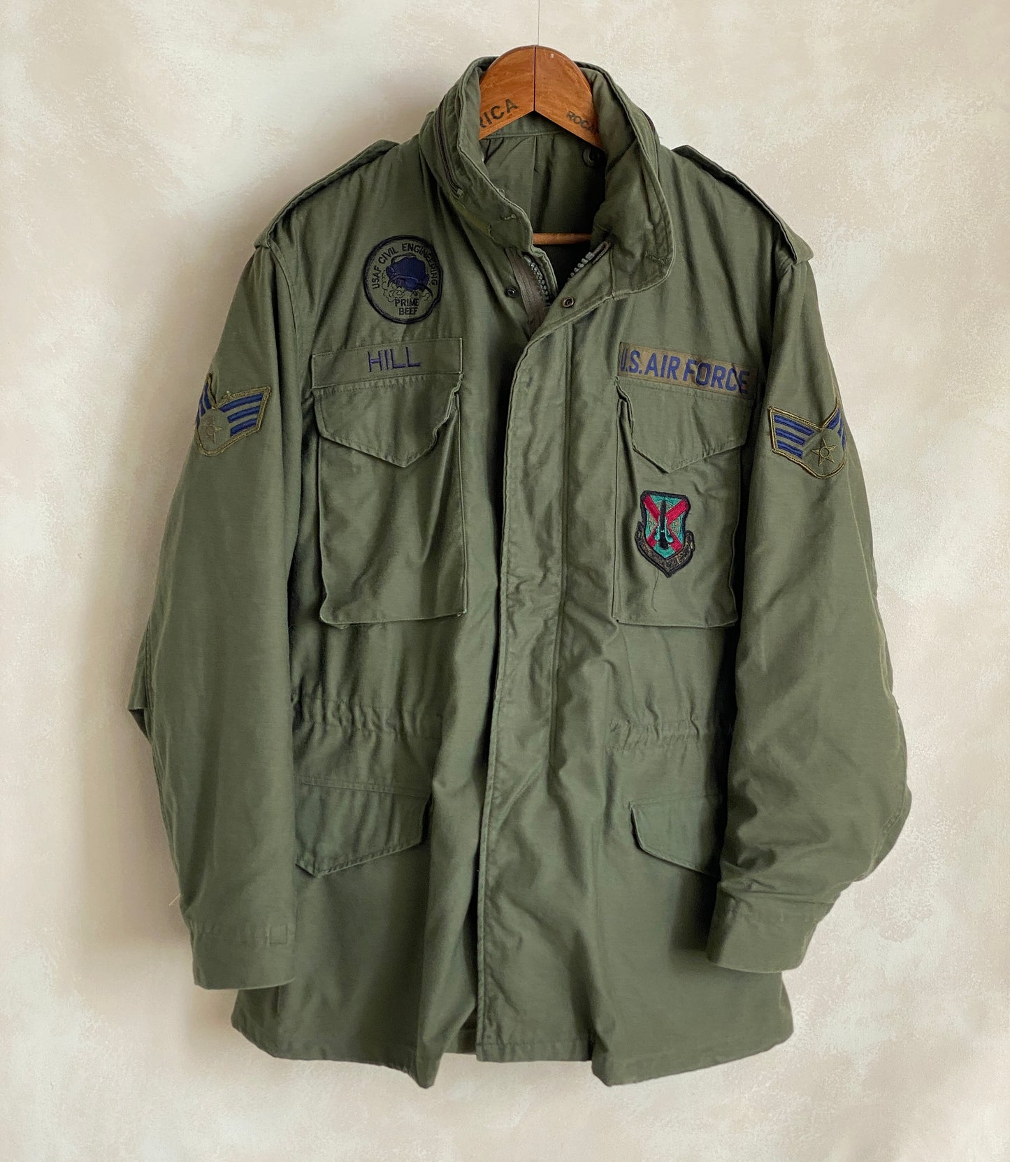 Authentic 1987 US Army M-65 field jacket, classic military vintage coat in size Medium Long
