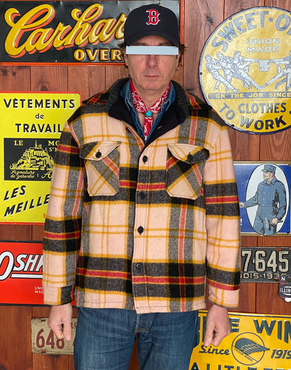 Size XL. Vintage 70s Woolrich plaid wool jacket-AJ357 Studio