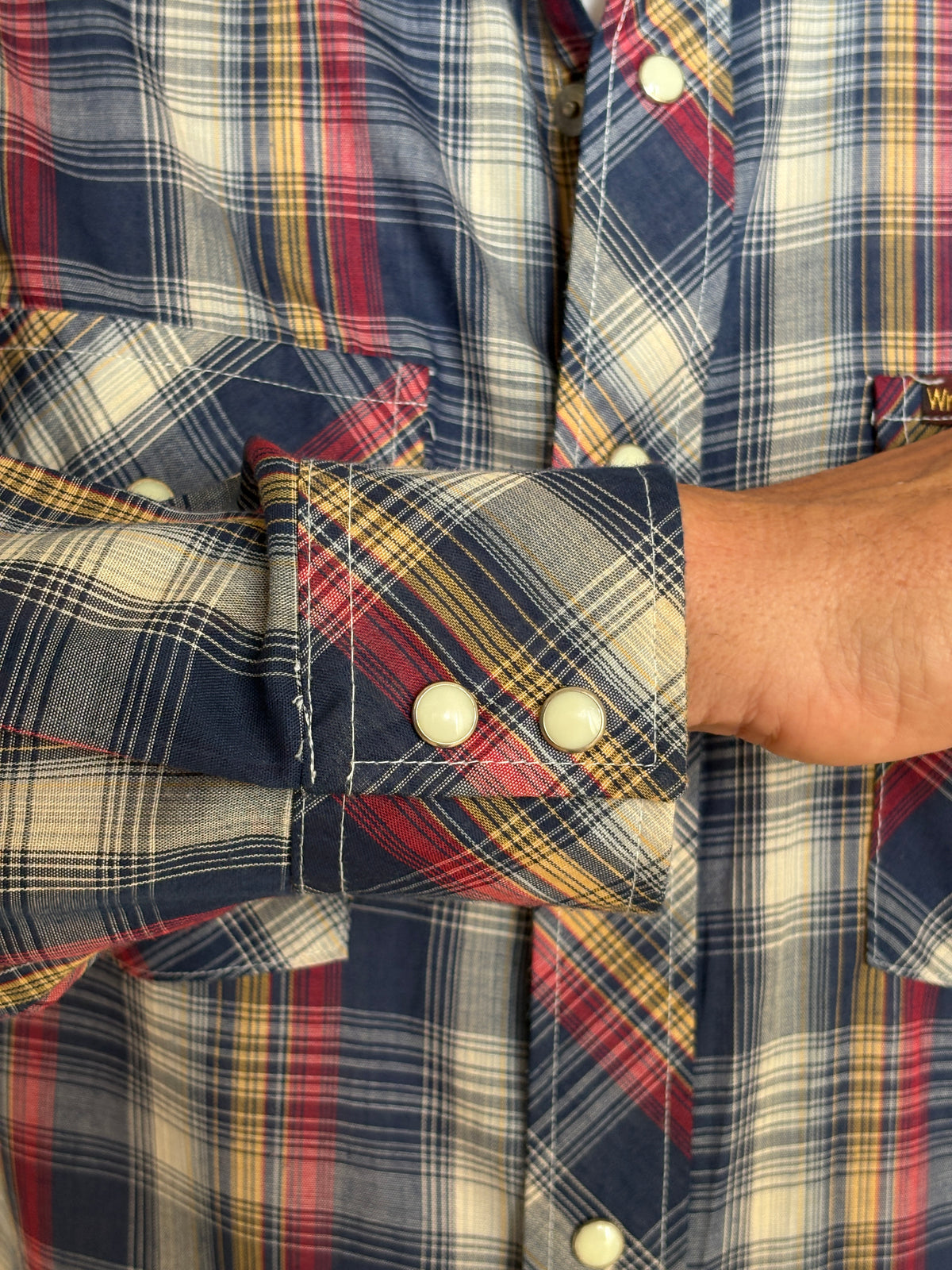 Vintage Wrangler Western Plaid Shirt — Pearl Snap — Size Large made in USA