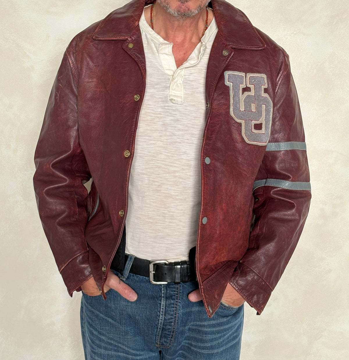 Size 44US / 54EU Vintage University of Ottawa Varsity Jacket — Maroon Leather Bomber — Canadian College Jacket 1970s-AJ357 Studio