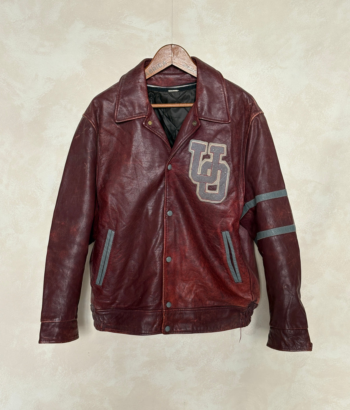 Size 44US / 54EU Vintage University of Ottawa Varsity Jacket — Maroon Leather Bomber — Canadian College Jacket 1970s-AJ357 Studio