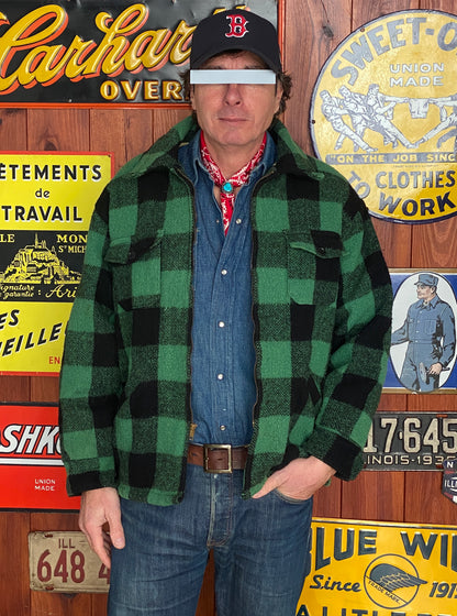 Size Large Vintage buffalo plaid wool jacket Made in USA-AJ357 Studio