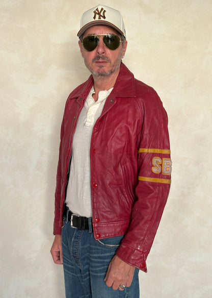 Size 38US / 48EU. Vintage 1970s Redmen Leather Varsity Jacket — St. Boniface College Style — Canadian Sports Team Bomber #29 SB Patch-AJ357 Studio