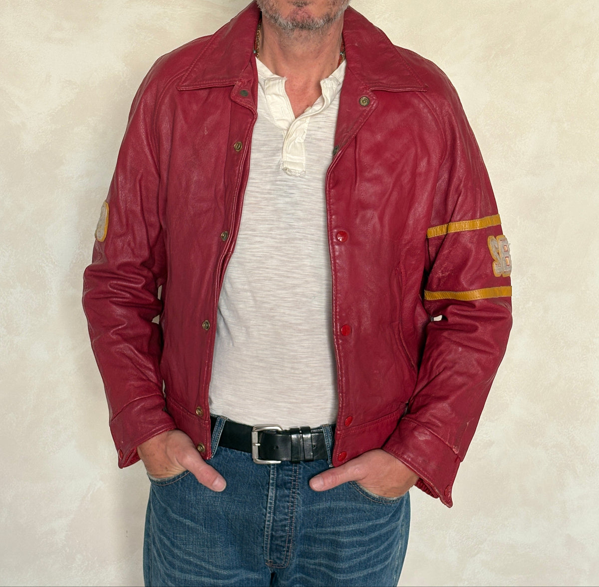 Size 38US / 48EU. Vintage 1970s Redmen Leather Varsity Jacket — St. Boniface College Style — Canadian Sports Team Bomber #29 SB Patch-AJ357 Studio
