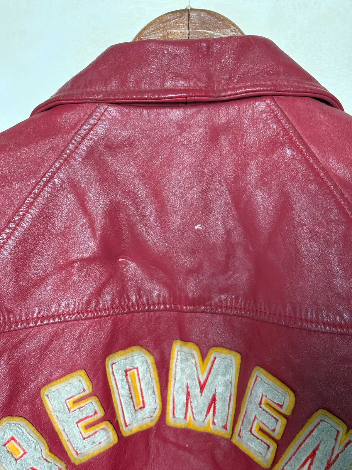 Size 38US / 48EU. Vintage 1970s Redmen Leather Varsity Jacket — St. Boniface College Style — Canadian Sports Team Bomber #29 SB Patch-AJ357 Studio