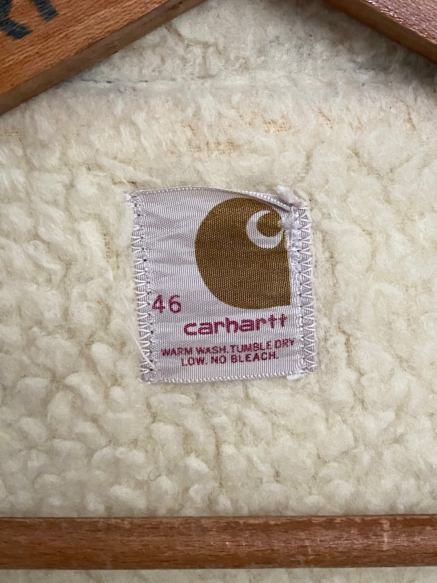 Vintage 1970s Carhartt work jacket with faux sherpa lining, size 46US / 56EU.