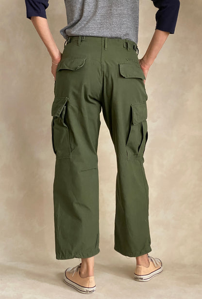Small short. 1969 Authentic US Army Vietnam war era OG-107 jungle pants-military-AJ357 Studio