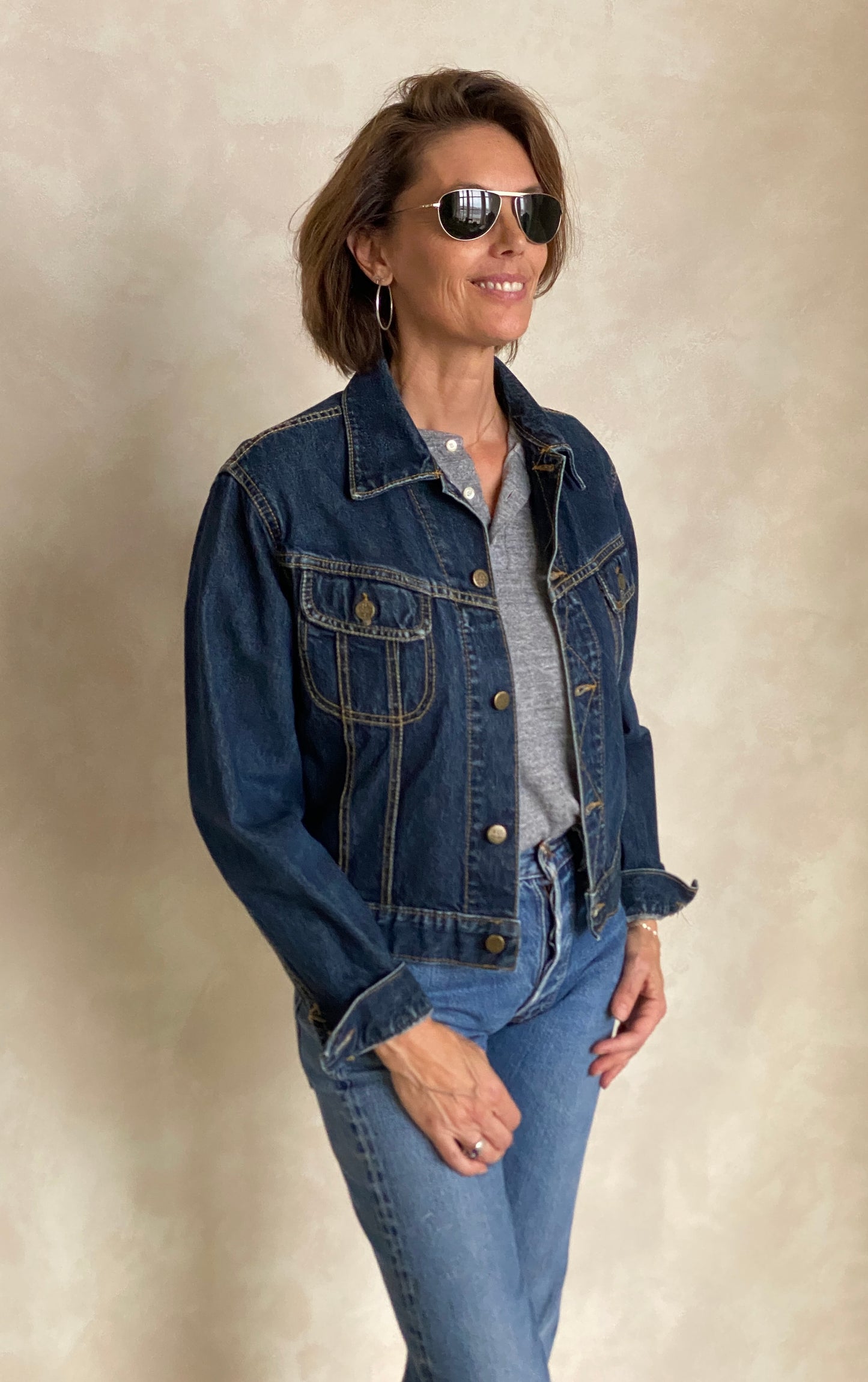 Women size Large. Lee 2 pockets jacket ( newer model ) - USA Vintage Bcn
