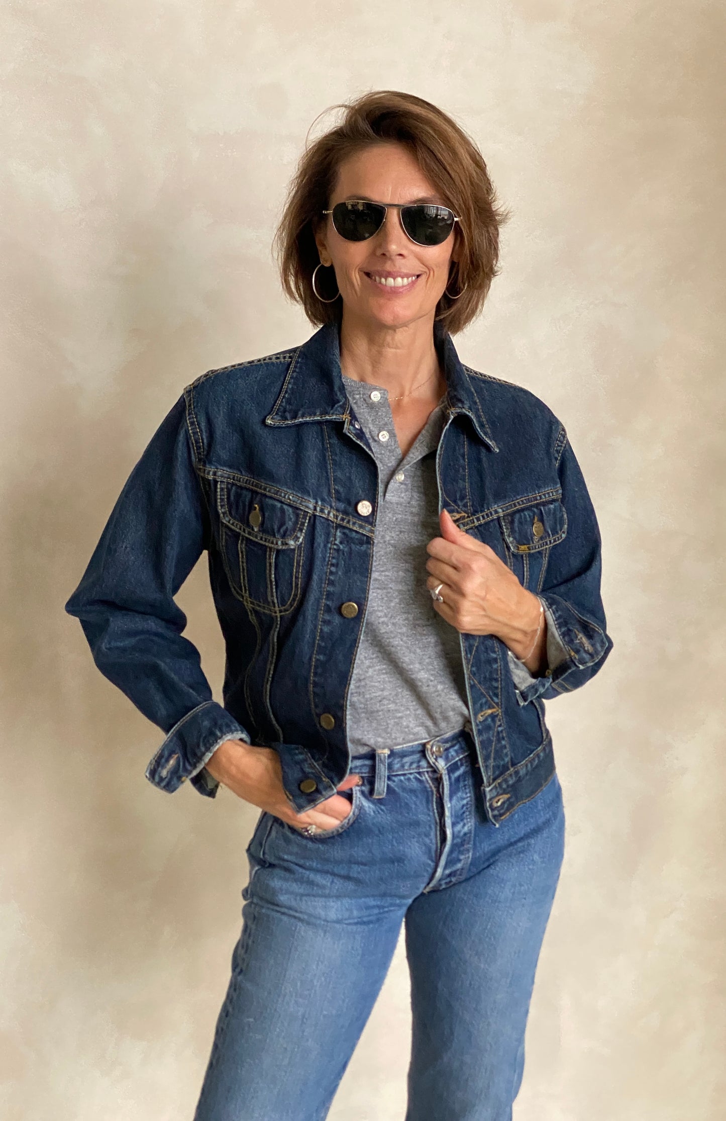 Women size Large. Lee 2 pockets jacket ( newer model ) - USA Vintage Bcn