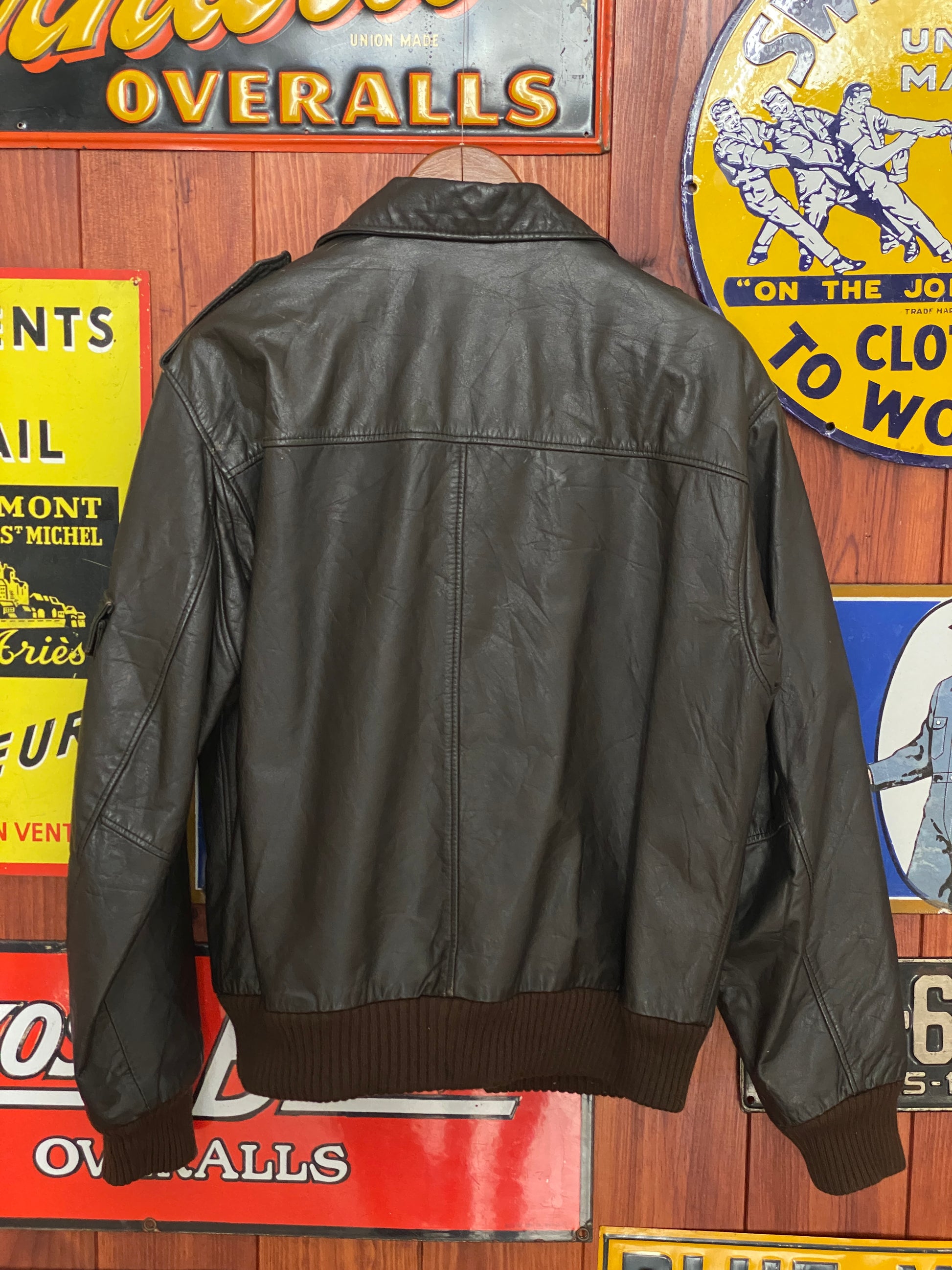 80s Vintage Leather Jacket Size 38US / 48EU: Classic Retro Apparel