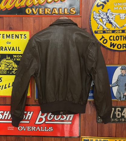 Size 40US / 50EU. Vintage A2 pilot leather jacket Aviator-AJ357 Studio