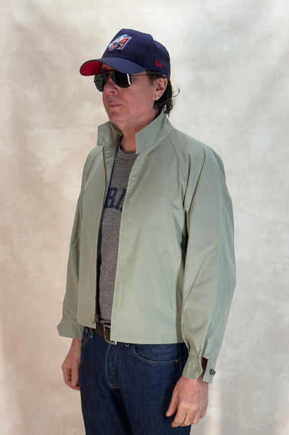 Size Med , 70s Light jacket, Talon zipper Made in USA-AJ357 Studio