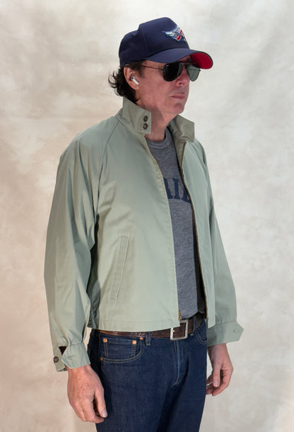 Size Med , 70s Light jacket, Talon zipper Made in USA-AJ357 Studio