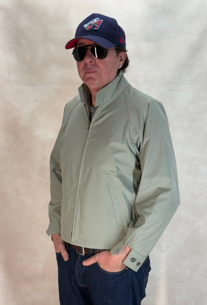 Size Med , 70s Light jacket, Talon zipper Made in USA-AJ357 Studio