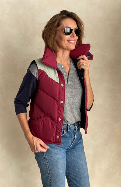 Size Small. Vintage Goose down vest Made In USA-AJ357 Studio
