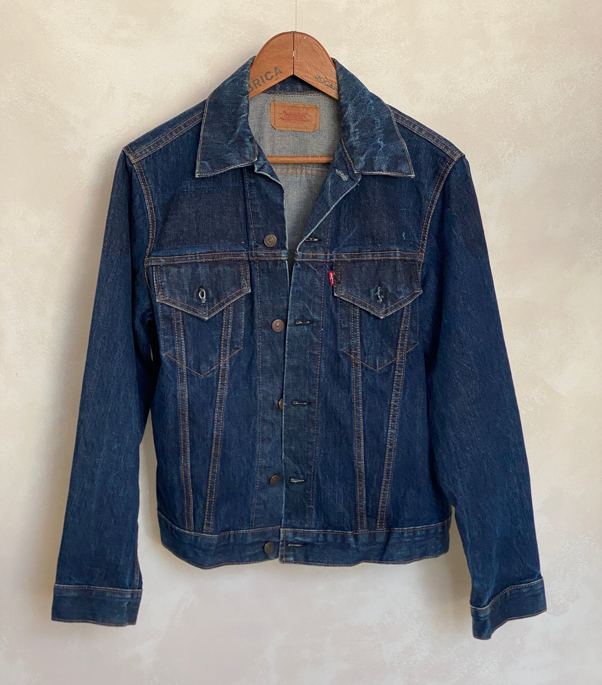 Size 42 US. Vintage 60s LEVIS Big E trucker Jacket Made in USA.-AJ357 Studio