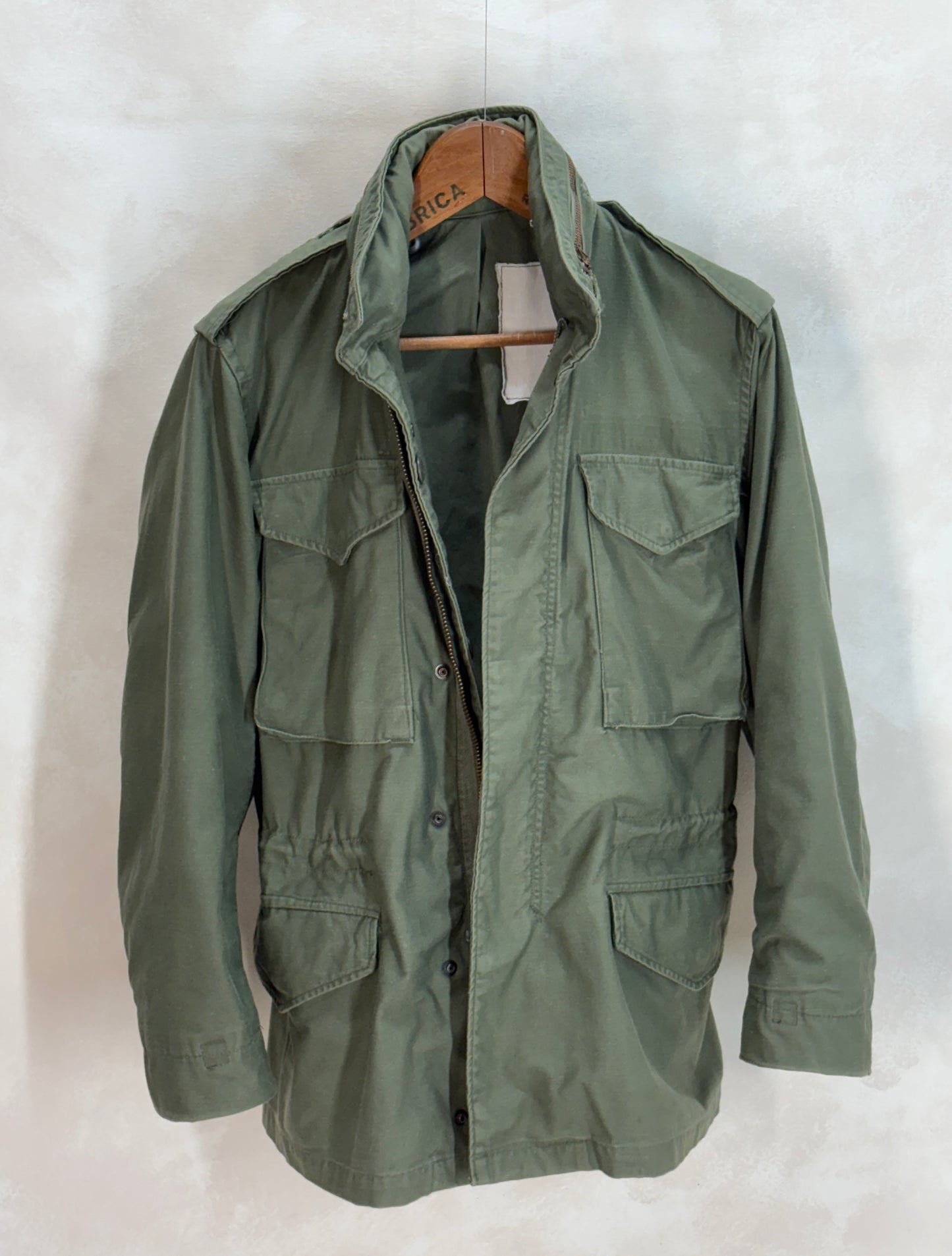 Authentic US Army M-65 Field Jacket – Vintage Military Combat Coat – Size XS Regular – Made in USA