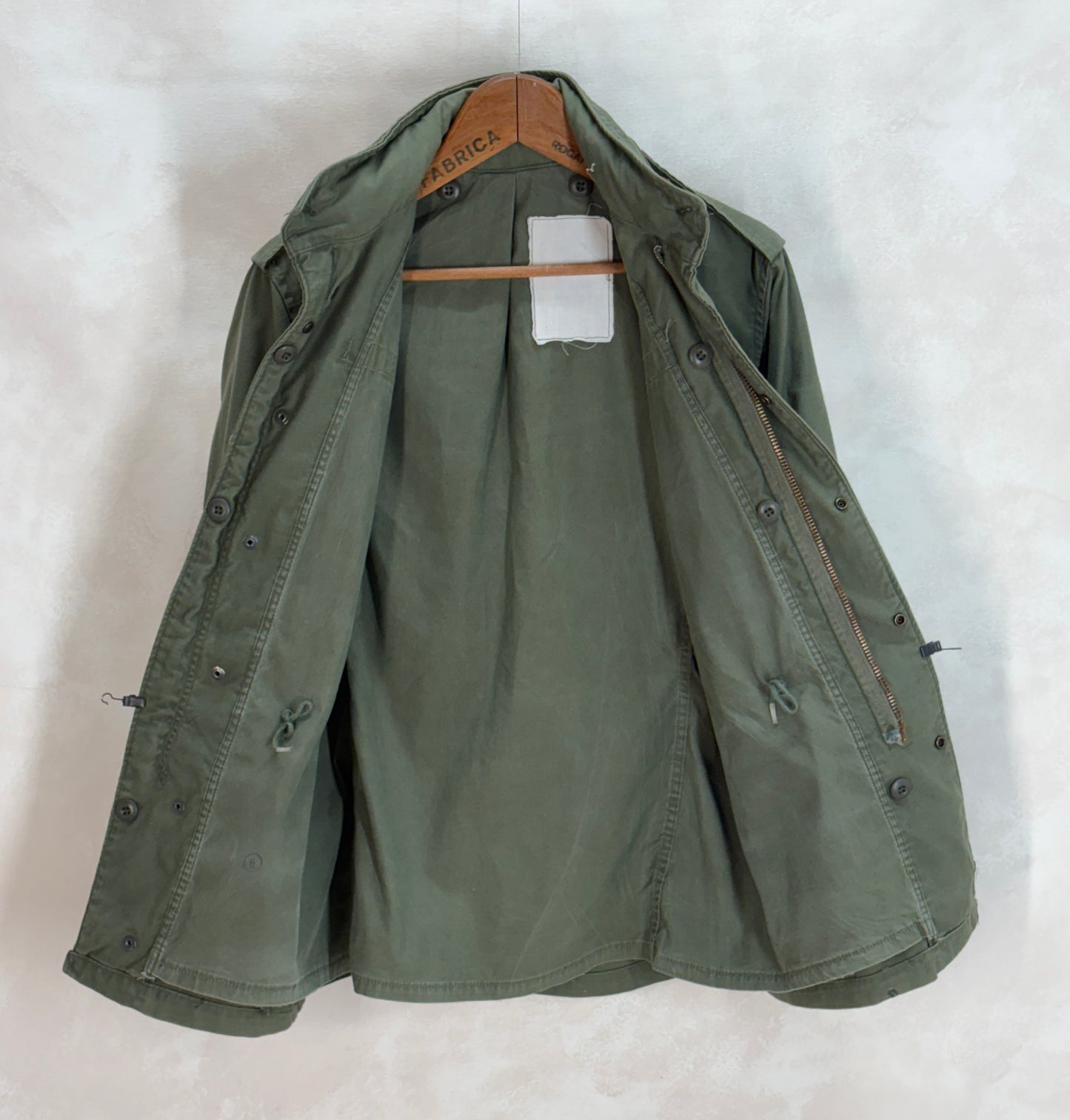 Authentic US Army M-65 Field Jacket – Vintage Military Combat Coat – Size XS Regular – Made in USA