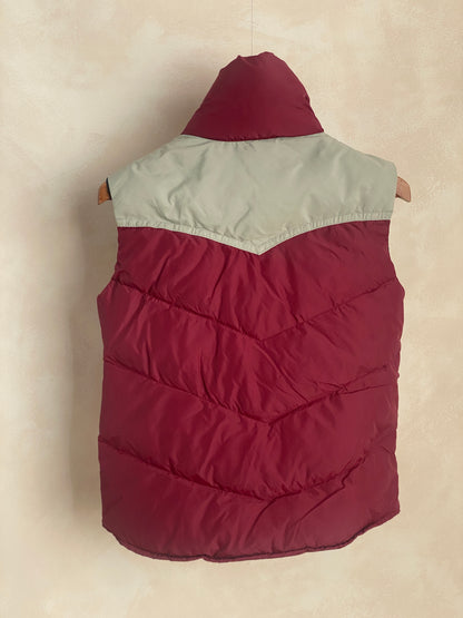 Size Small. Vintage Goose down vest Made In USA-AJ357 Studio