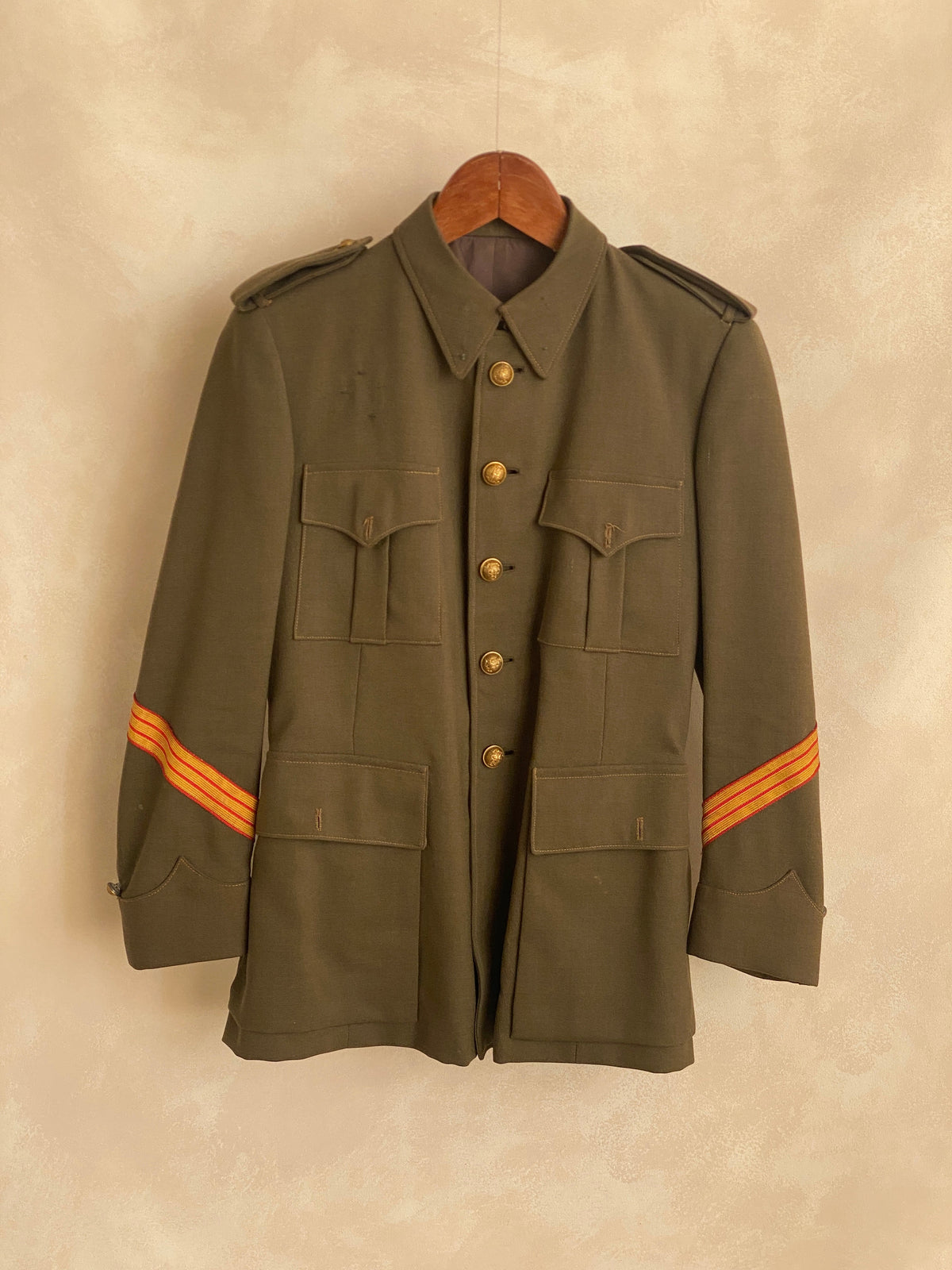 Small. Authentic 50s Vintage Spanish military uniform jacket-AJ357 Studio