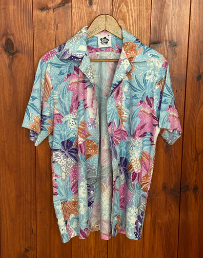 Large. Vintage 80s Hawaiian cotton shirt made by Hilo Hattie in Hawaii-AJ357 Studio