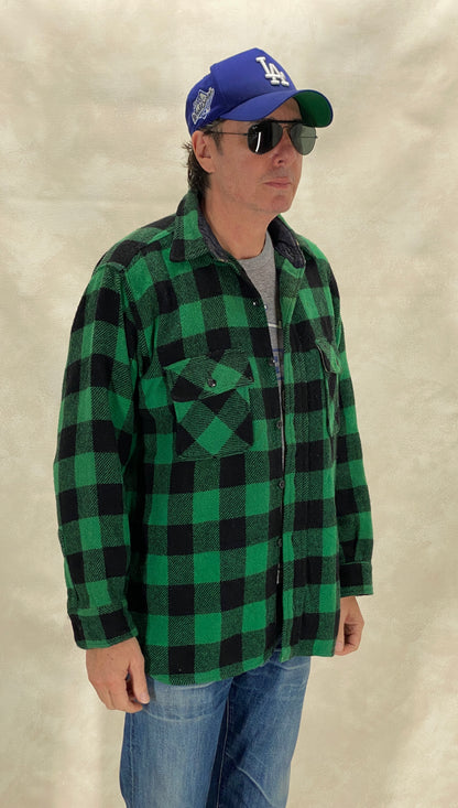 Size Large, 60s Pilgrim Heavy plaid shirt Made in USA Buffalo plaid-AJ357 Studio