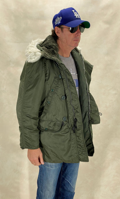 Med .Alpha Industries N2B flyer jacket Made in USA-AJ357 Studio