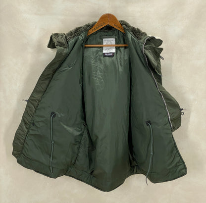 Med .Alpha Industries N2B flyer jacket Made in USA-AJ357 Studio