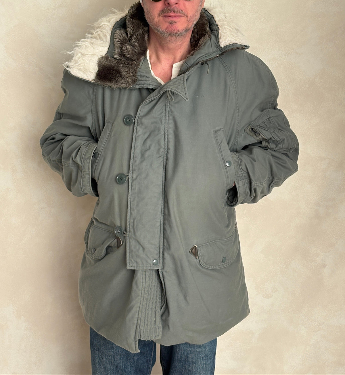 Authentic 1982 US Air Force N-3B Flight Jacket Parka — Extreme Cold Weather — Size Medium-AJ357 Studio