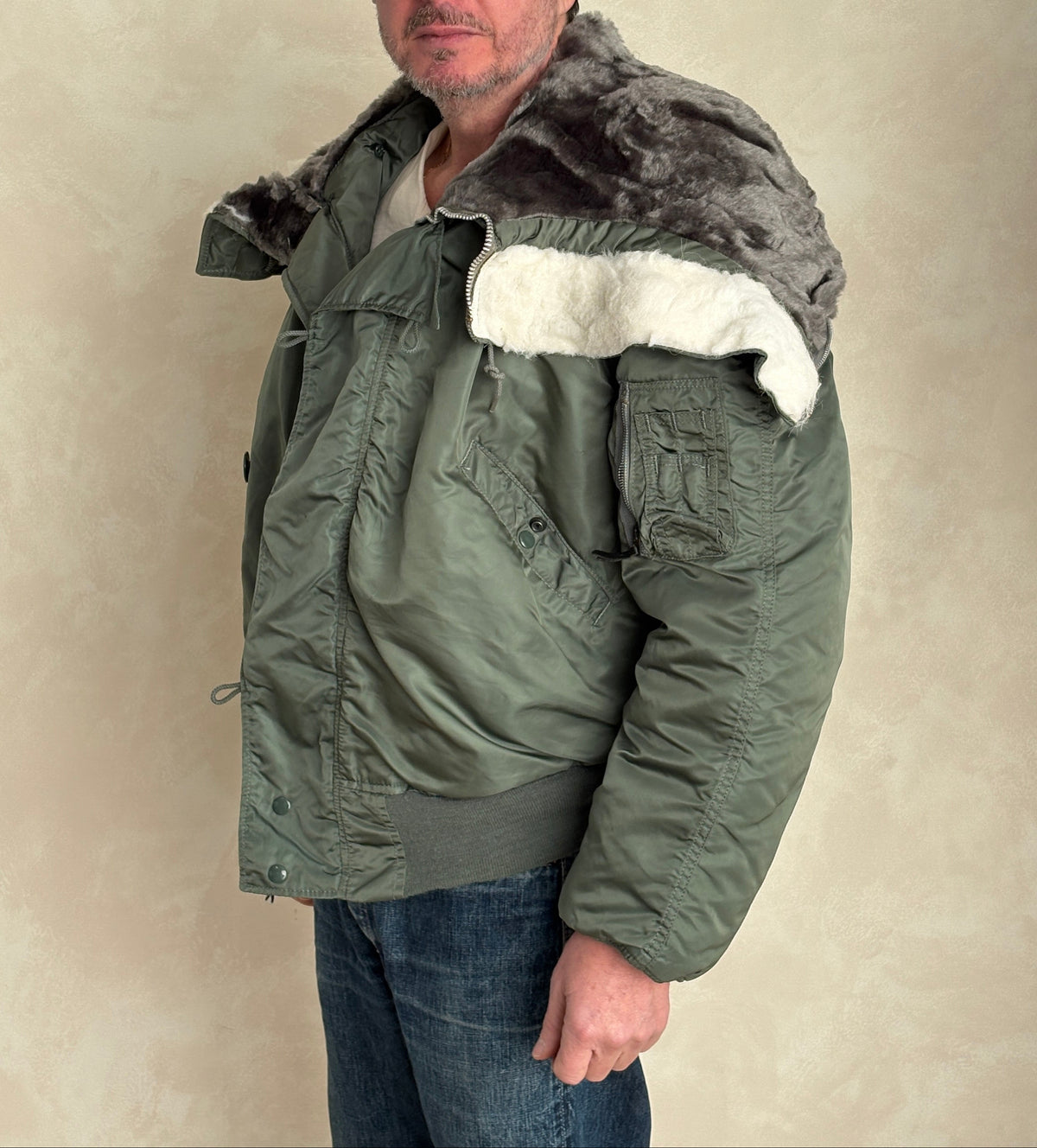 XL. Alpha industries N-2B Flight Jacket – Vintage Extreme Cold Weather Flyer Coat. Made in USA-AJ357 Studio