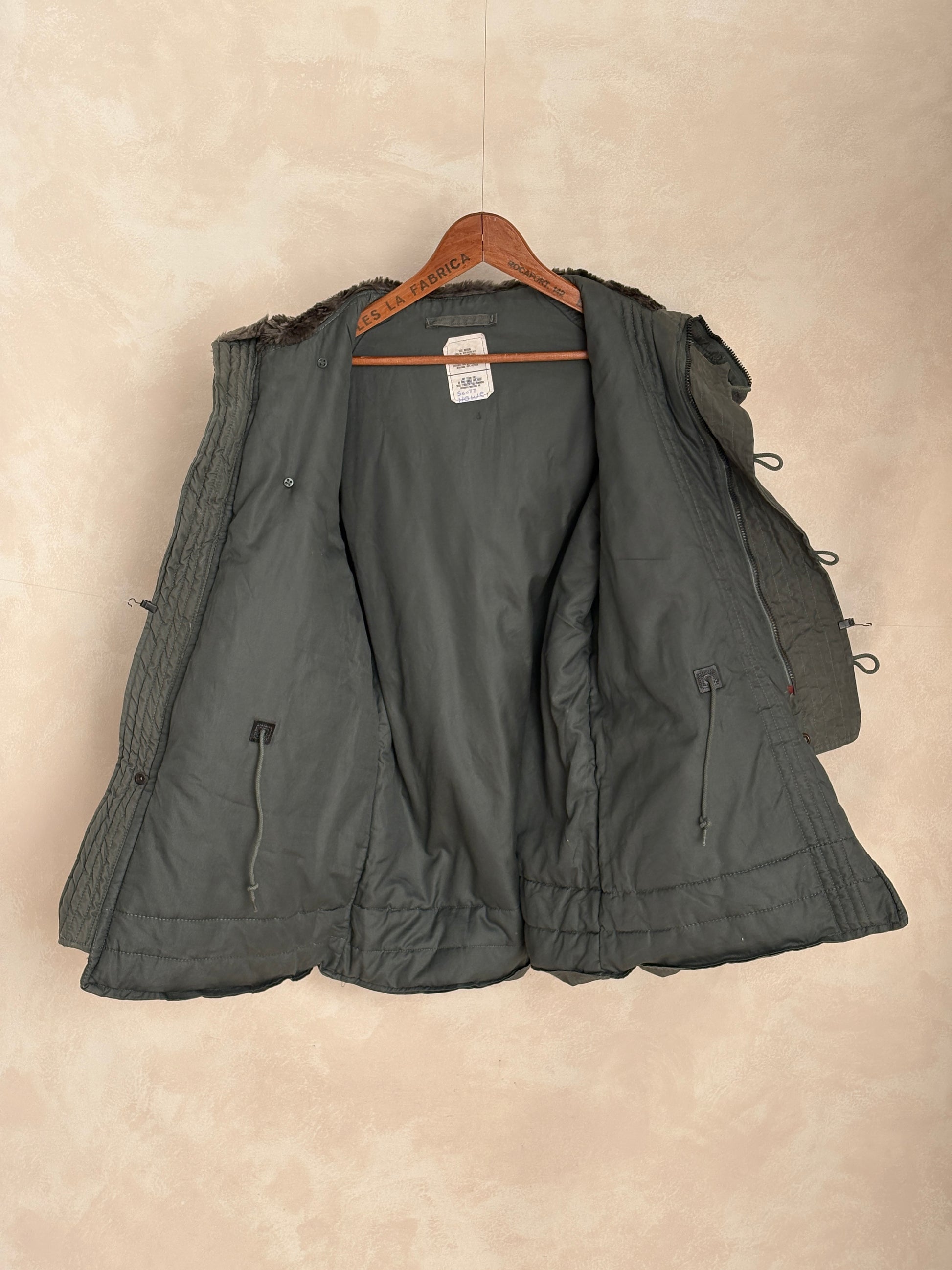Authentic US Air Force N-3B Flight Jacket Parka — Extreme Cold Weather — Size Medium-AJ357 Studio-AJ357 Studio