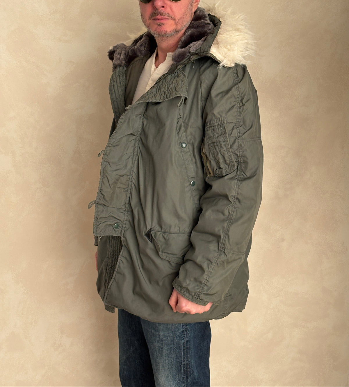Authentic 1981 US Air Force N-3B Flight Jacket Parka — Extreme Cold Weather — Size Medium-AJ357 Studio