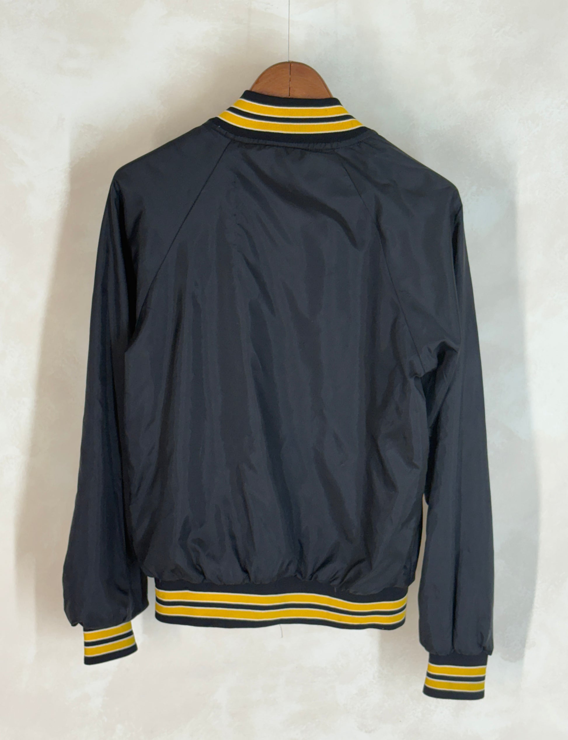 Size Small. Vintage black Satin Jacket Made In USA - USA Vintage Bcn