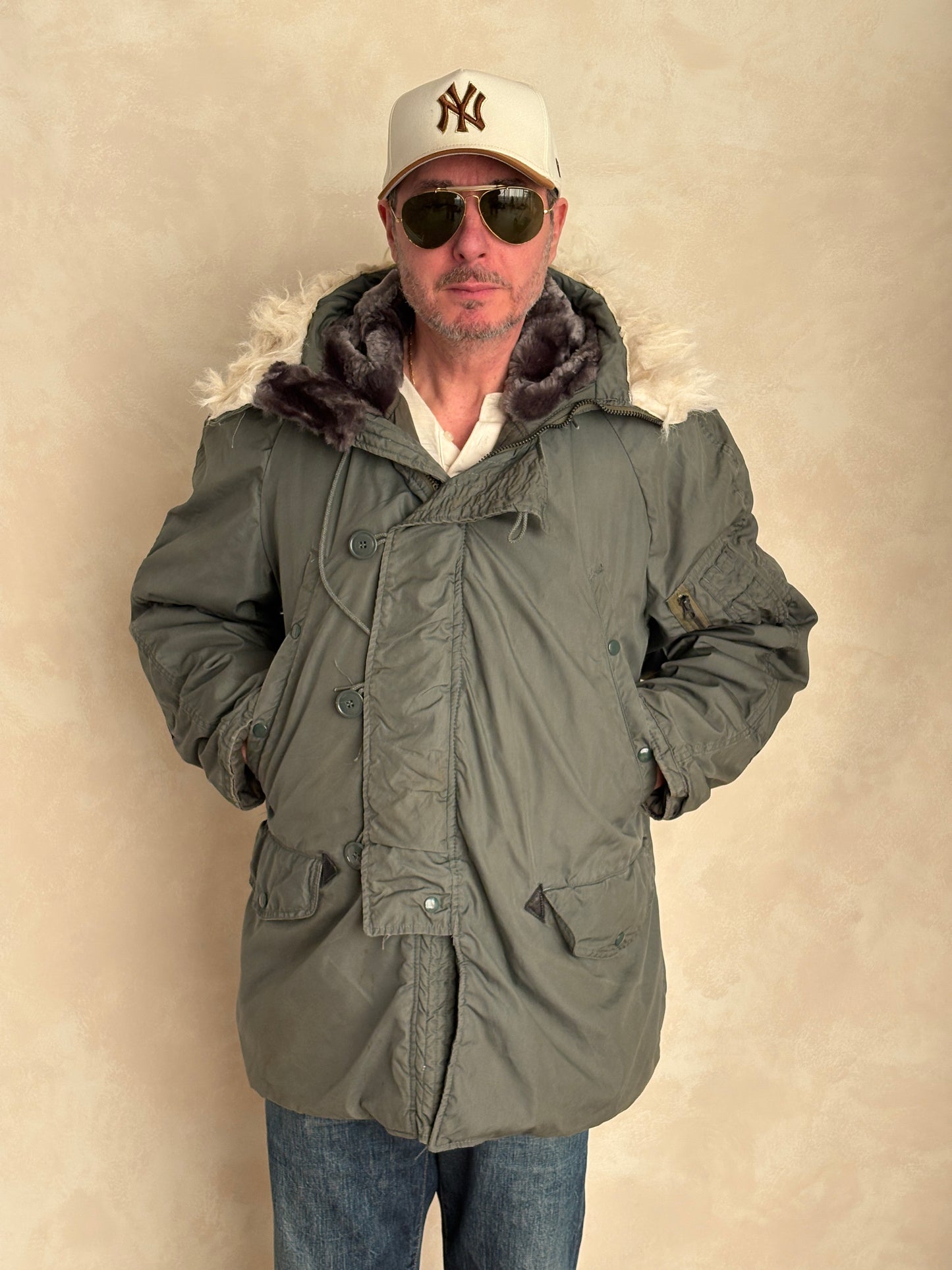 Authentic 1981 US Air Force N-3B Flight Jacket Parka — Extreme Cold Weather — Size Medium