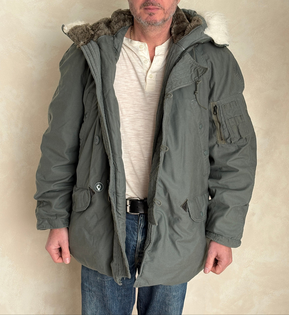Authentic 1982 US Air Force N-3B Flight Jacket Parka — Extreme Cold Weather — Size Medium-AJ357 Studio