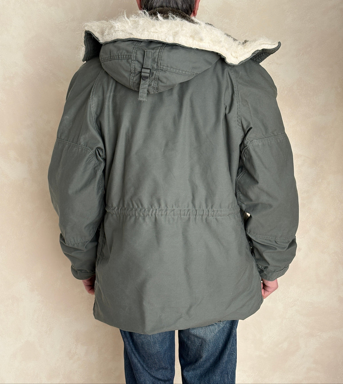 Authentic 1982 US Air Force N-3B Flight Jacket Parka — Extreme Cold Weather — Size Medium-AJ357 Studio