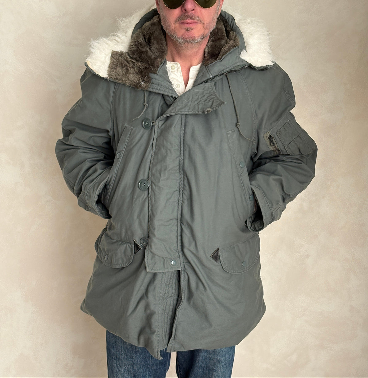 Authentic 1982 US Air Force N-3B Flight Jacket Parka — Extreme Cold Weather — Size Medium-AJ357 Studio