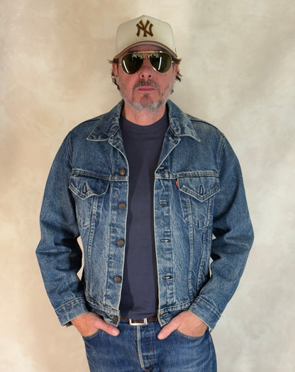 Size 42US / 52EU. Vintage 80s 70506 Levis 4 pockets jacket Made in USA-AJ357 Studio