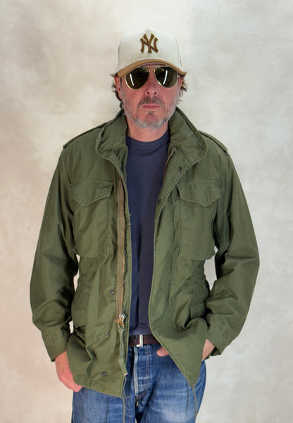 Small Reg. Alpha industries Authentic 1976 US M-65 field jacket .Military-AJ357 Studio