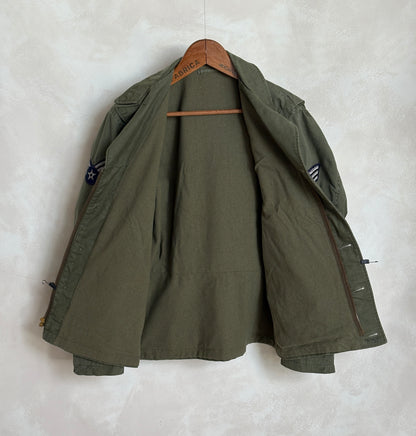 Vintage U.S. N-4 Field Jacket – WWII Contract / Vietnam Era U.S. Air Force Reissue. 38- 40US-AJ357 Studio-AJ357 Studio