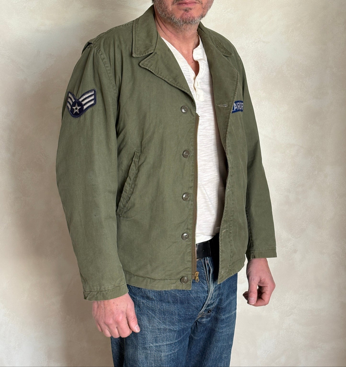 Vintage U.S. N-4 Field Jacket – WWII Contract / Vietnam Era U.S. Air Force Reissue. 38- 40US-AJ357 Studio-AJ357 Studio