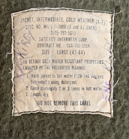 Size L. Vintage 1966 US Navy A-2 Deck Jacket . Military-AJ357 Studio-AJ357 Studio