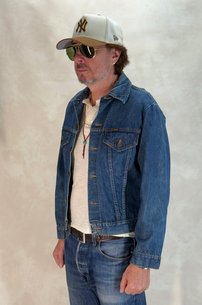 Size 38US / 48EU. Original 70s Wrangler denim jacket with painted back – Made in the USA-AJ357 Studio