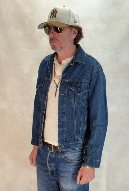 Size 38US / 48EU. Vintage 1980s Levi’s 70506 Trucker Jacket – 4 Pockets – Made in USA-AJ357 Studio