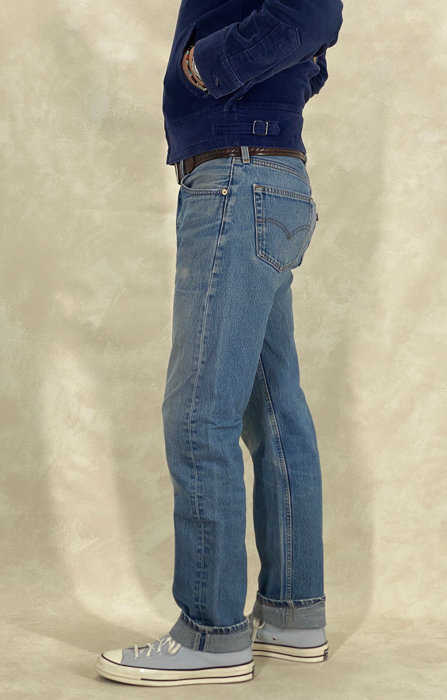 Vintage Levi’s 501 Jeans – Classic Denim Made in USA – Size 33x36-military-AJ357 Studio