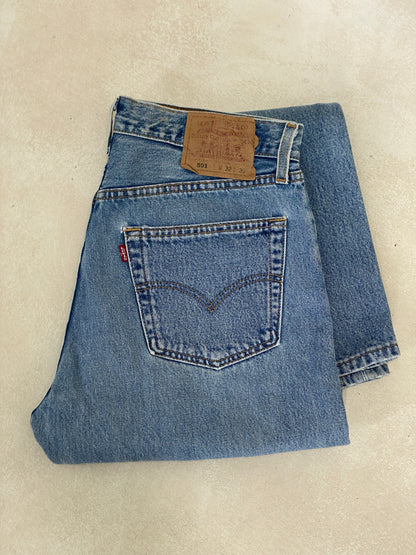 32X30 Levi's 501 Vintage Denim Jeans Made in USA-military-AJ357 Studio