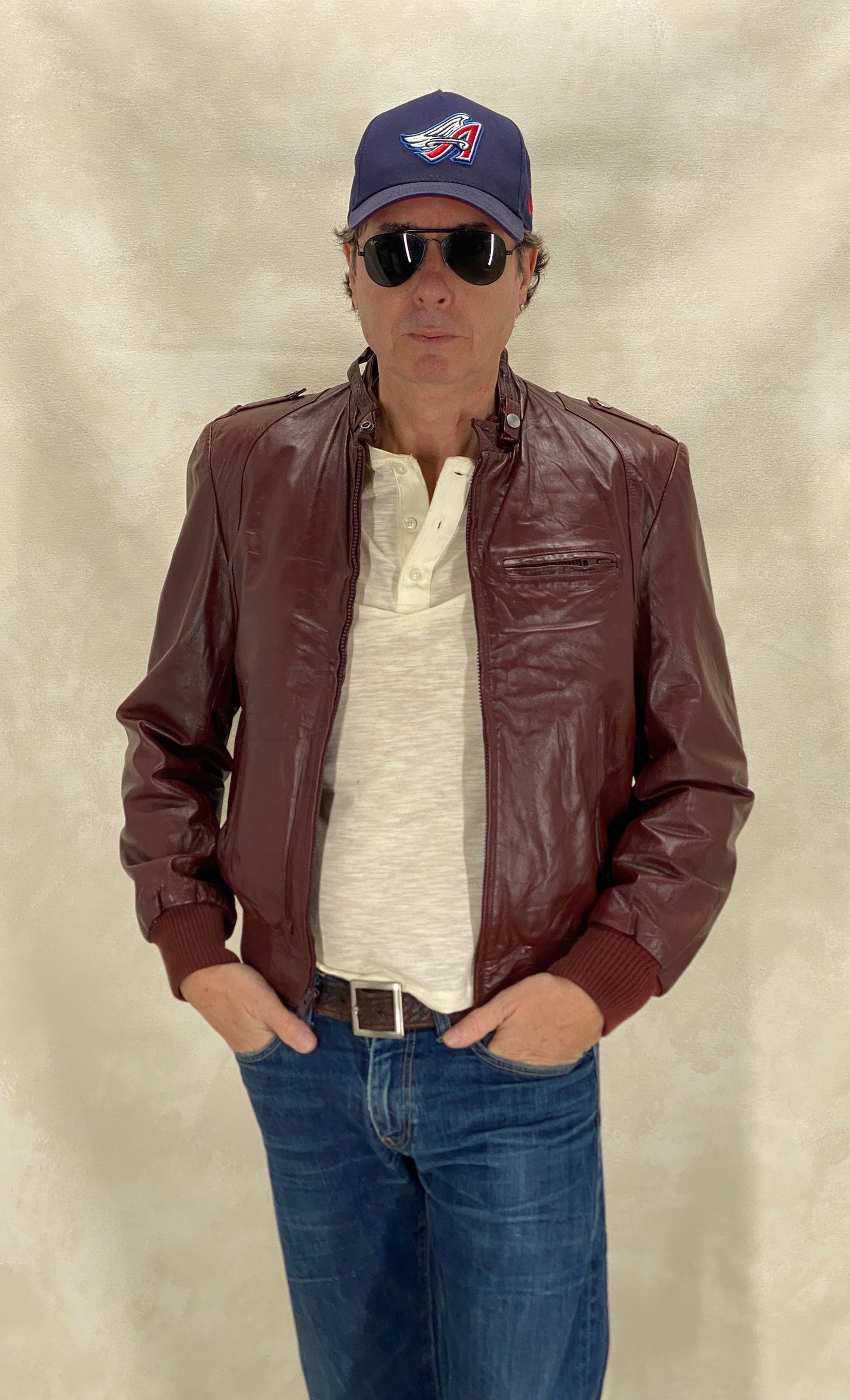 Vintage Wilson leather jacket in classic 1980s style made from genuine leather, size 42US 52EU